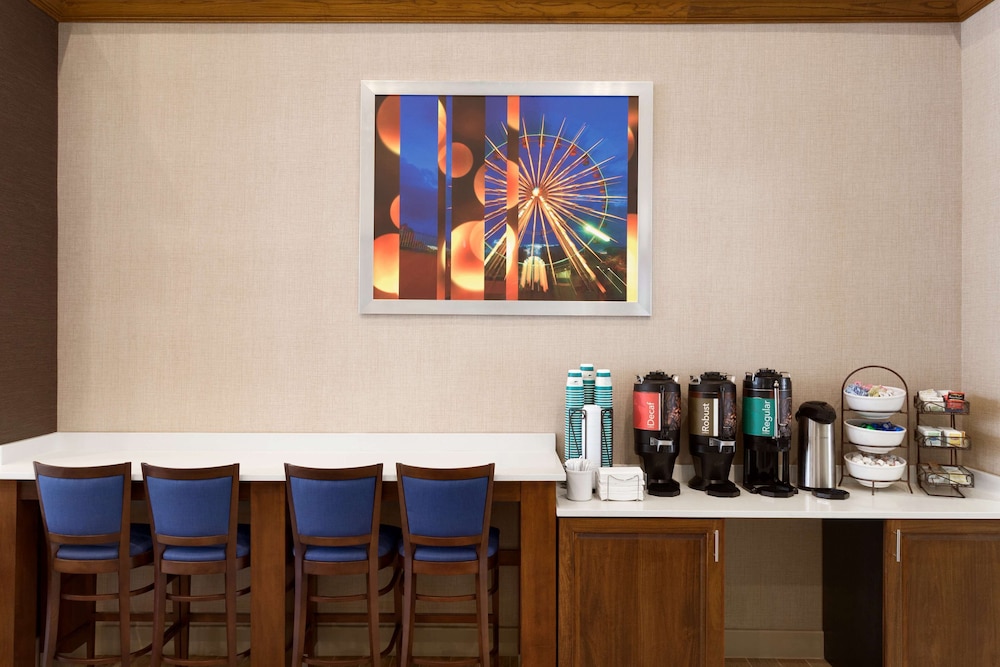 Homewood Suites by Hilton Orlando-International Drive/Convention Center — Restaurant & bars in Orlando, Florida
