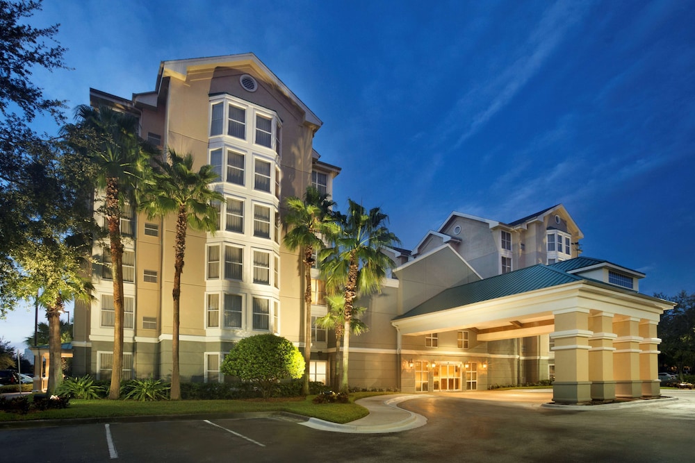 Homewood Suites by Hilton Orlando-International Drive/Convention Center — Hotel building in Orlando, Florida