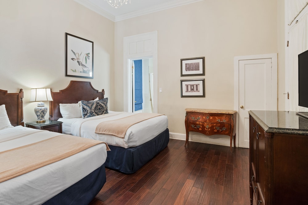 Andrew Jackson Hotel, a French Quarter Inns Hotel — Hotel rooms in New Orleans, Louisiana