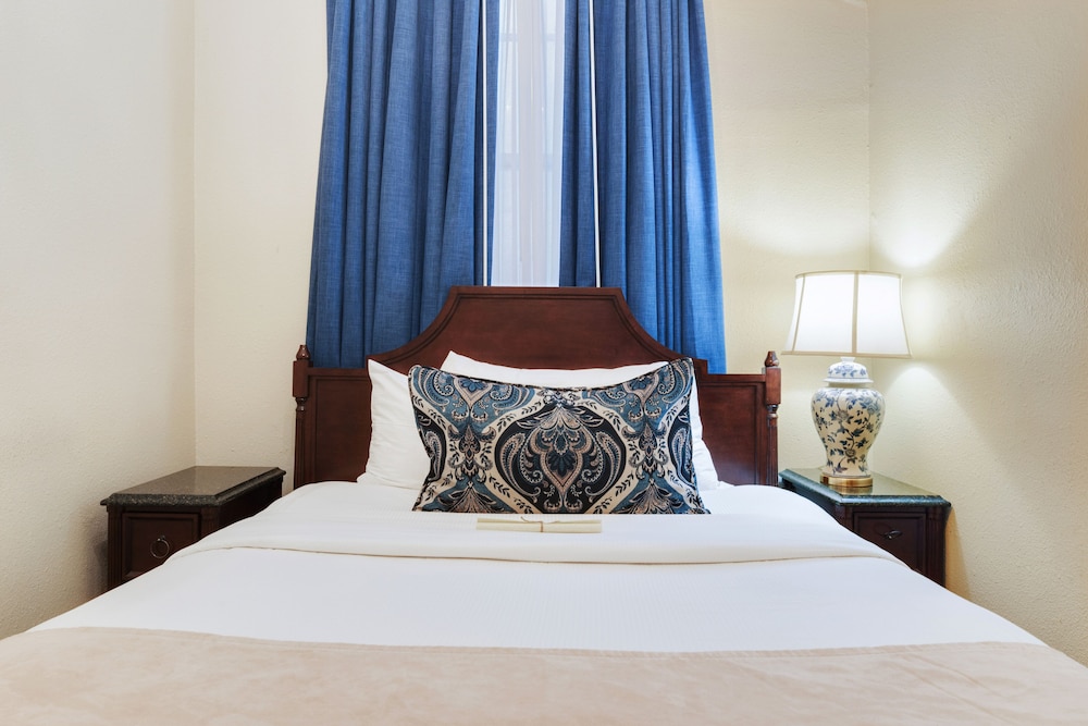 Andrew Jackson Hotel, a French Quarter Inns Hotel — Hotel rooms in New Orleans, Louisiana