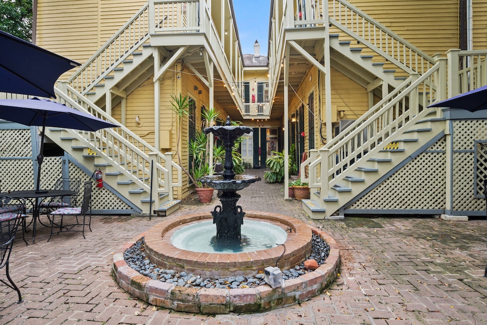 Andrew Jackson Hotel, a French Quarter Inns Hotel — Hotel building in New Orleans, Louisiana