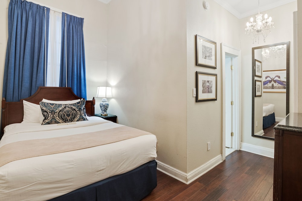 Andrew Jackson Hotel, a French Quarter Inns Hotel — Hotel rooms in New Orleans, Louisiana