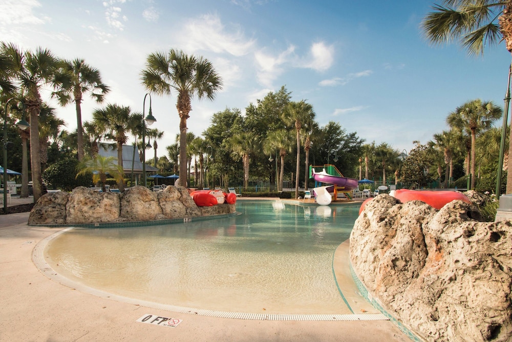 SpringHill Suites by Marriott Orlando Lake Buena Vista South — Swimming pool in Kissimmee, Florida