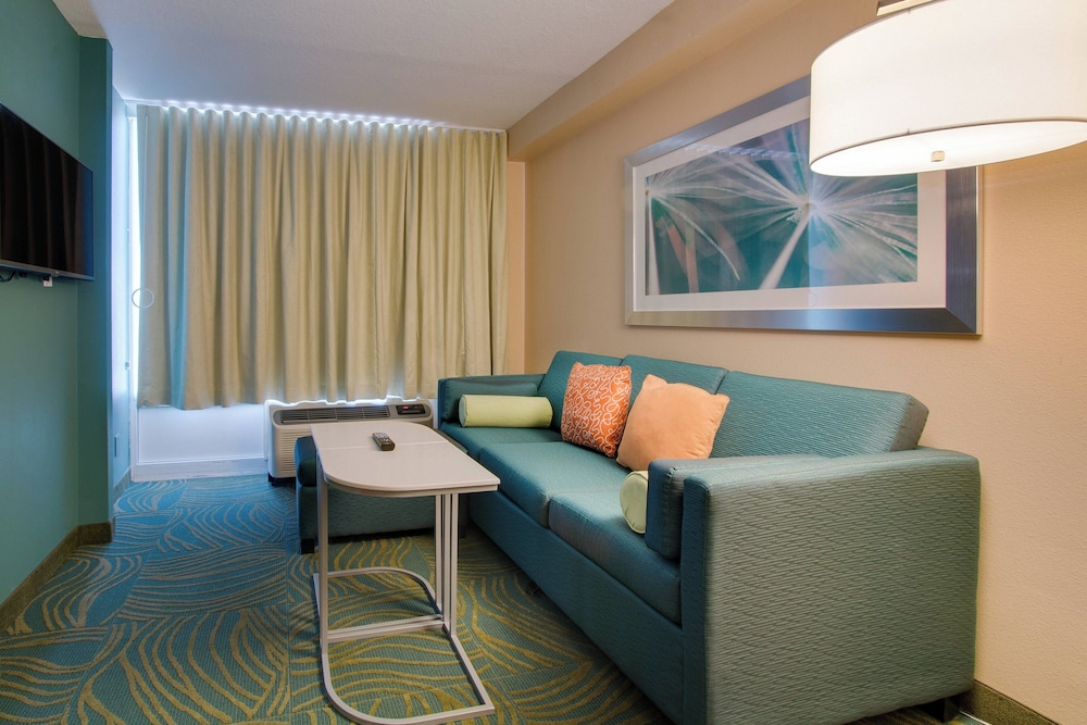 SpringHill Suites by Marriott Orlando Lake Buena Vista South — Hotel rooms in Kissimmee, Florida