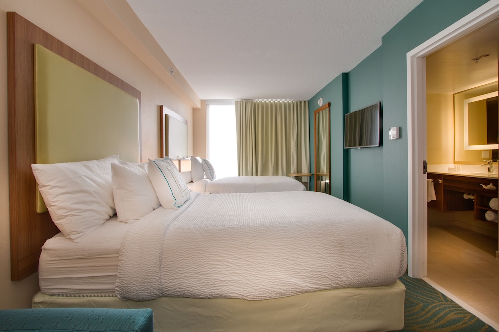 SpringHill Suites by Marriott Orlando Lake Buena Vista South — Hotel rooms in Kissimmee, Florida