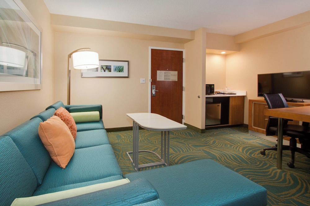 SpringHill Suites by Marriott Orlando Lake Buena Vista South — Hotel rooms in Kissimmee, Florida