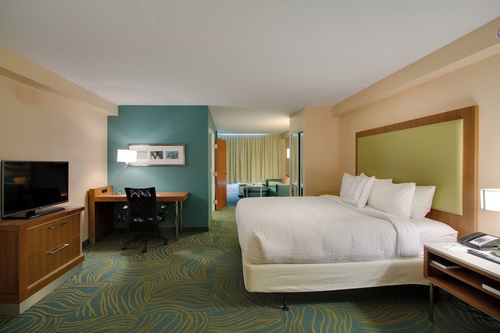 SpringHill Suites by Marriott Orlando Lake Buena Vista South — Hotel rooms in Kissimmee, Florida