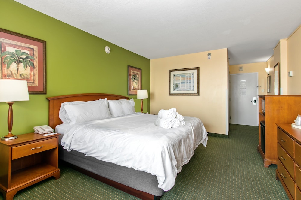 Holiday Inn & Suites Clearwater Beach by IHG — Hotel rooms in Clearwater, Florida