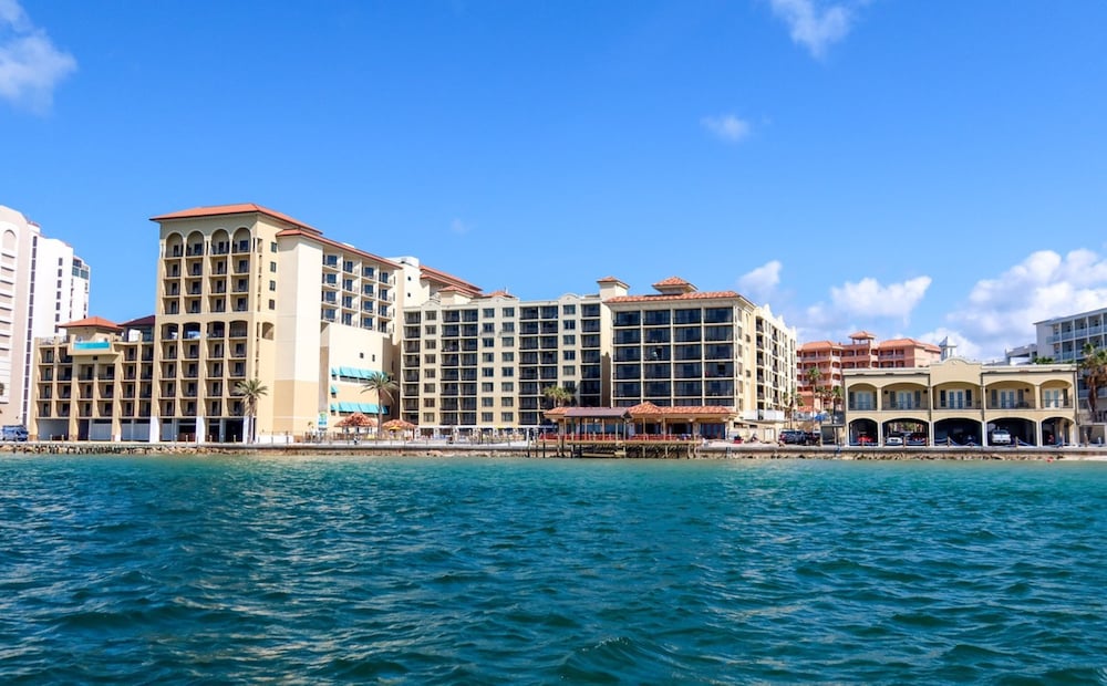 Holiday Inn & Suites Clearwater Beach by IHG — Hotel building in Clearwater, Florida
