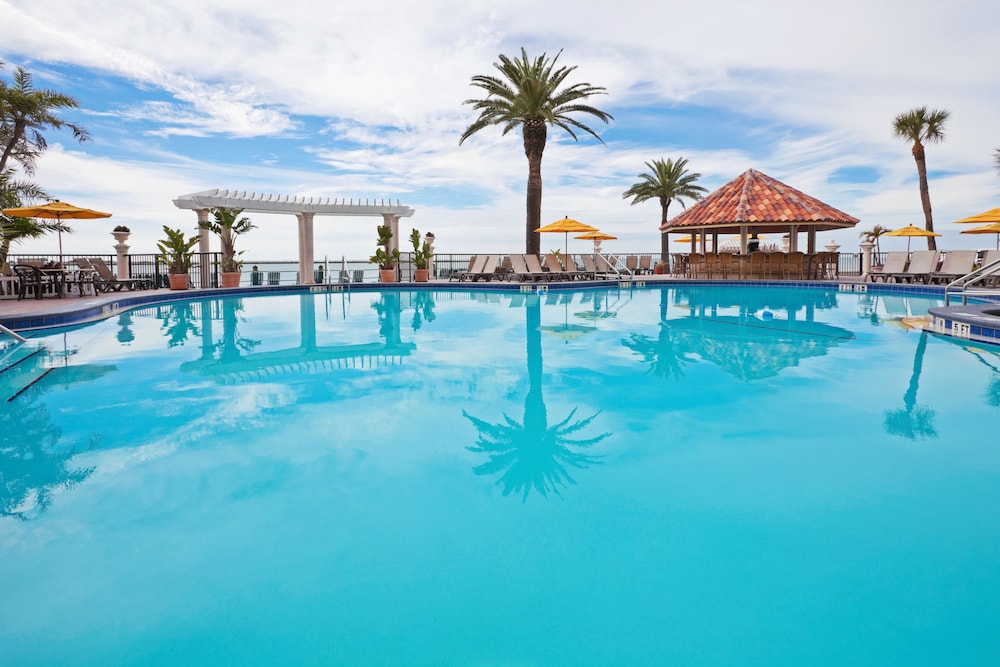 Holiday Inn & Suites Clearwater Beach by IHG — Swimming pool in Clearwater, Florida
