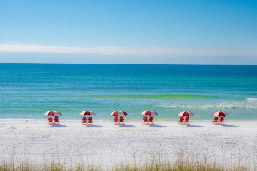 Holiday Inn & Suites Clearwater Beach S-Harbourside by IHG — Beach in Indian Rocks Beach, Florida
