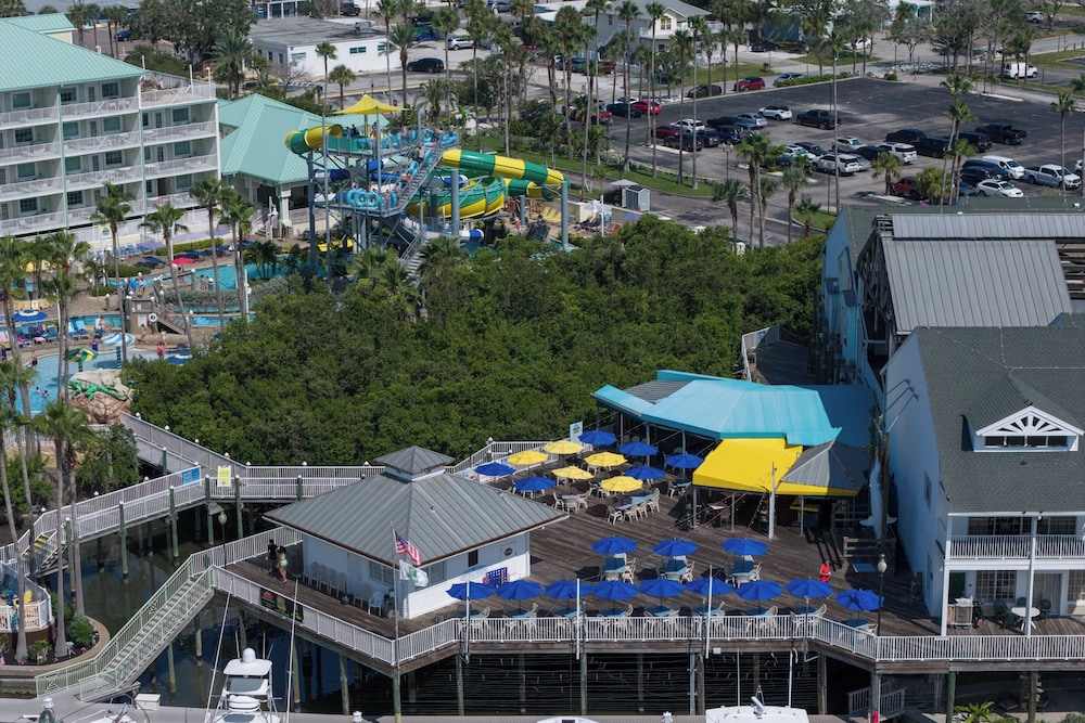 Holiday Inn & Suites Clearwater Beach S-Harbourside by IHG — Attractions for children in Indian Rocks Beach, Florida