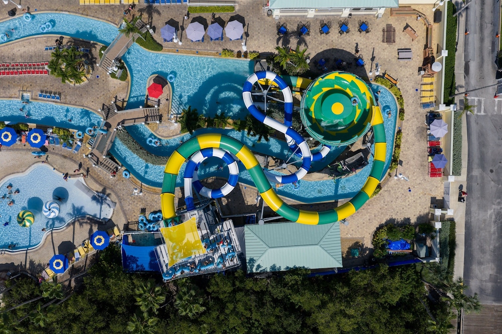 Holiday Inn & Suites Clearwater Beach S-Harbourside by IHG — Swimming pool in Indian Rocks Beach, Florida