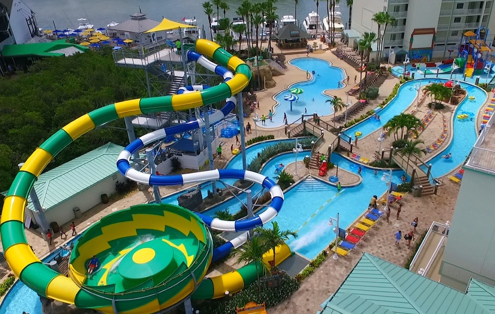 Holiday Inn & Suites Clearwater Beach S-Harbourside by IHG — Swimming pool in Indian Rocks Beach, Florida