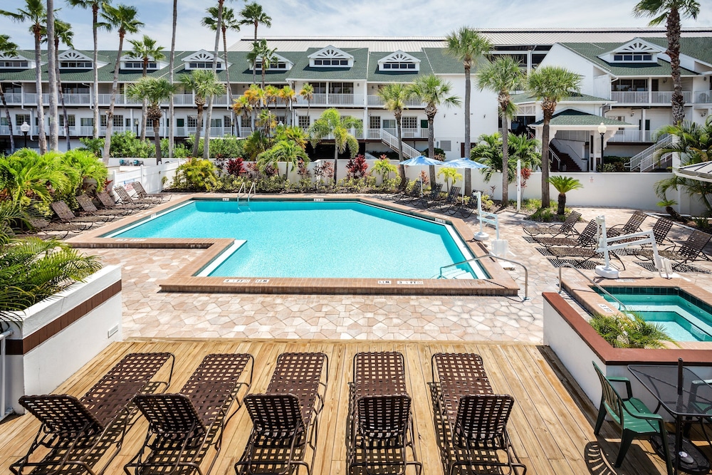 Holiday Inn & Suites Clearwater Beach S-Harbourside by IHG — Swimming pool in Indian Rocks Beach, Florida