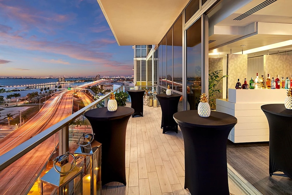 The Grayson Miami Downtown — Hotel rooms in Miami, Florida