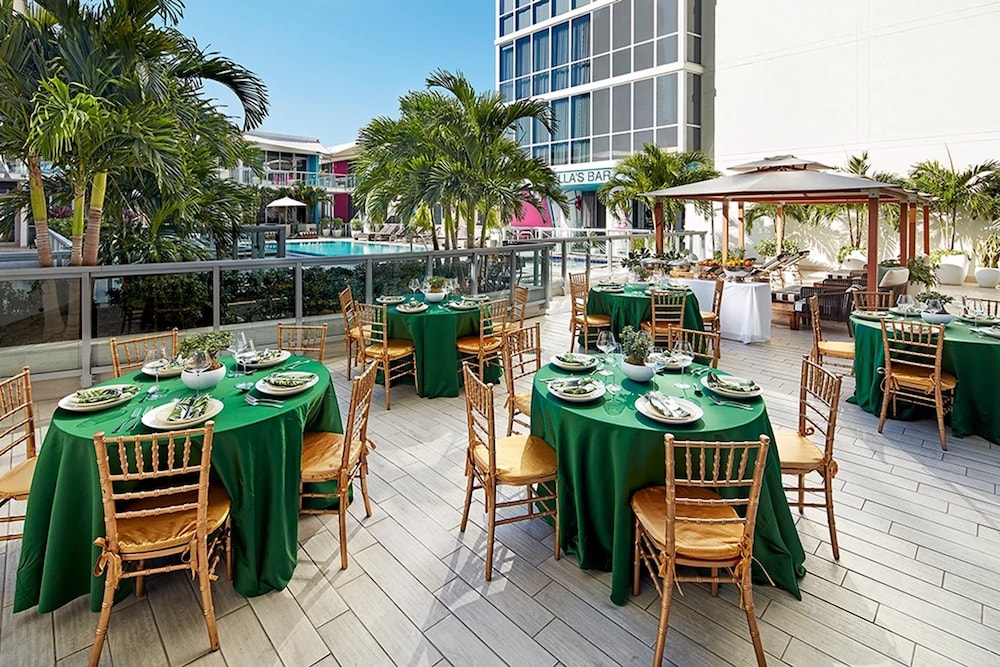The Grayson Miami Downtown — Restaurant & bars in Miami, Florida