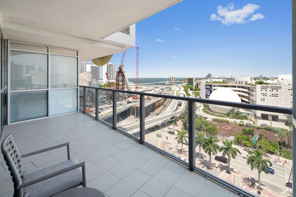The Grayson Miami Downtown — Hotel rooms in Miami, Florida