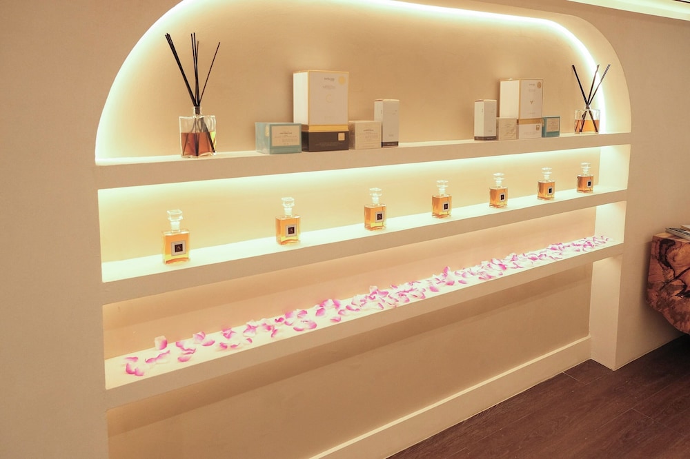 The Grayson Miami Downtown — Spa in Miami, Florida