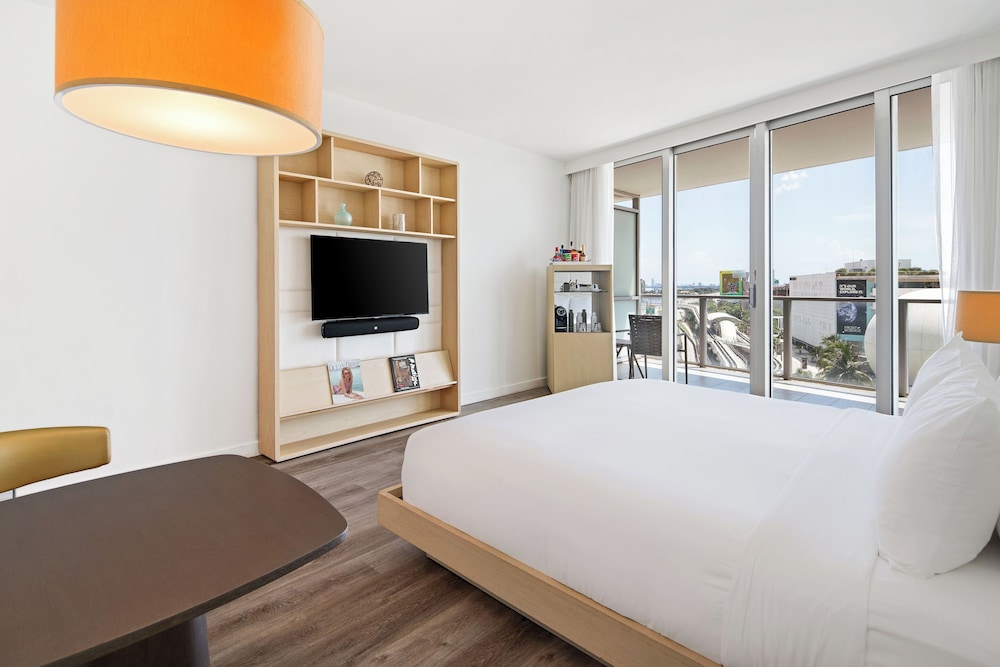 The Grayson Miami Downtown — Hotel rooms in Miami, Florida