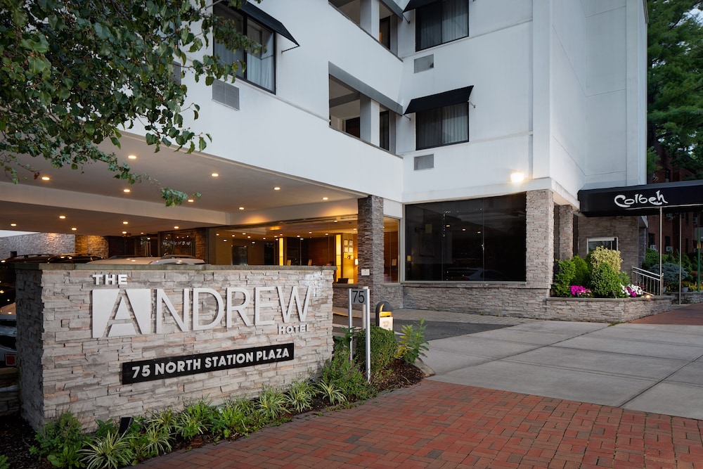 The Andrew Hotel — Main photo in Great Neck, New York State