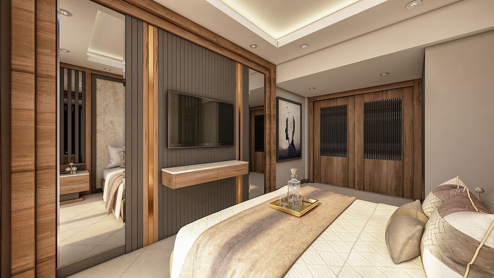 Batihan Beach Resort & Spa Ultra All Inclusive — Hotel rooms in Kuşadası, Aydin