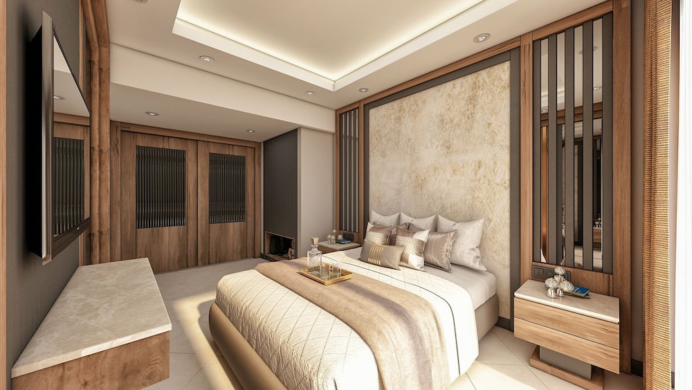 Batihan Beach Resort & Spa Ultra All Inclusive — Hotel rooms in Kuşadası, Aydin