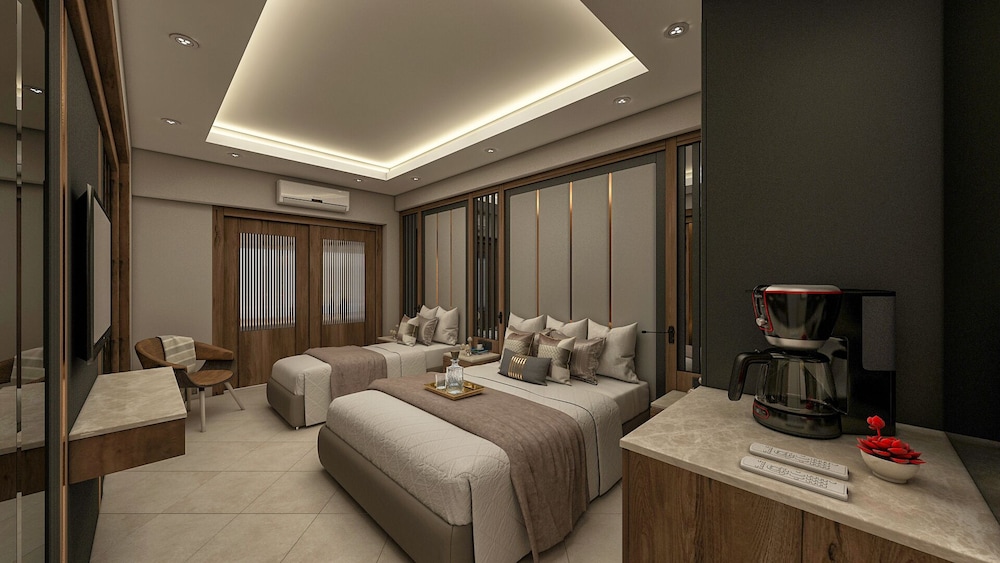 Batihan Beach Resort & Spa Ultra All Inclusive — Hotel rooms in Kuşadası, Aydin