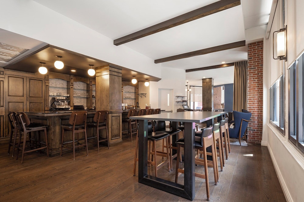 Eurostars The Boxer — Restaurant & bars in Boston, Massachusetts