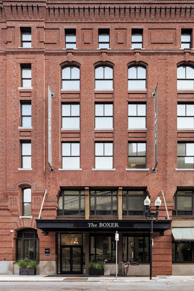 Eurostars The Boxer — Hotel building in Boston, Massachusetts