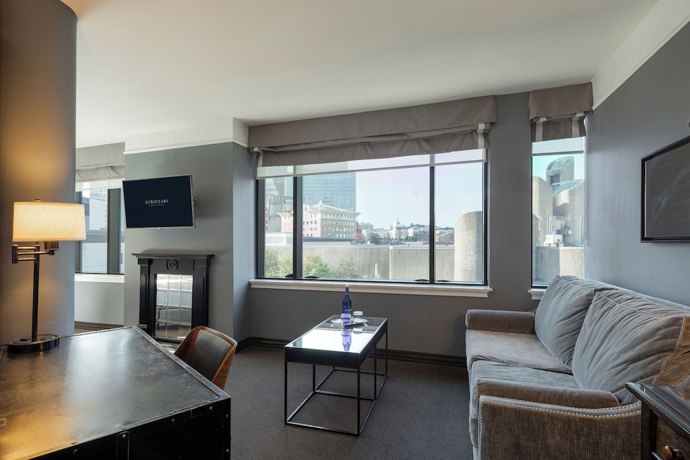 Eurostars The Boxer — Hotel rooms in Boston, Massachusetts