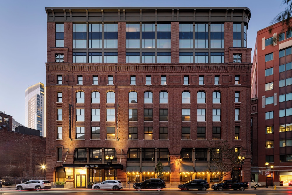 Eurostars The Boxer — Hotel building in Boston, Massachusetts