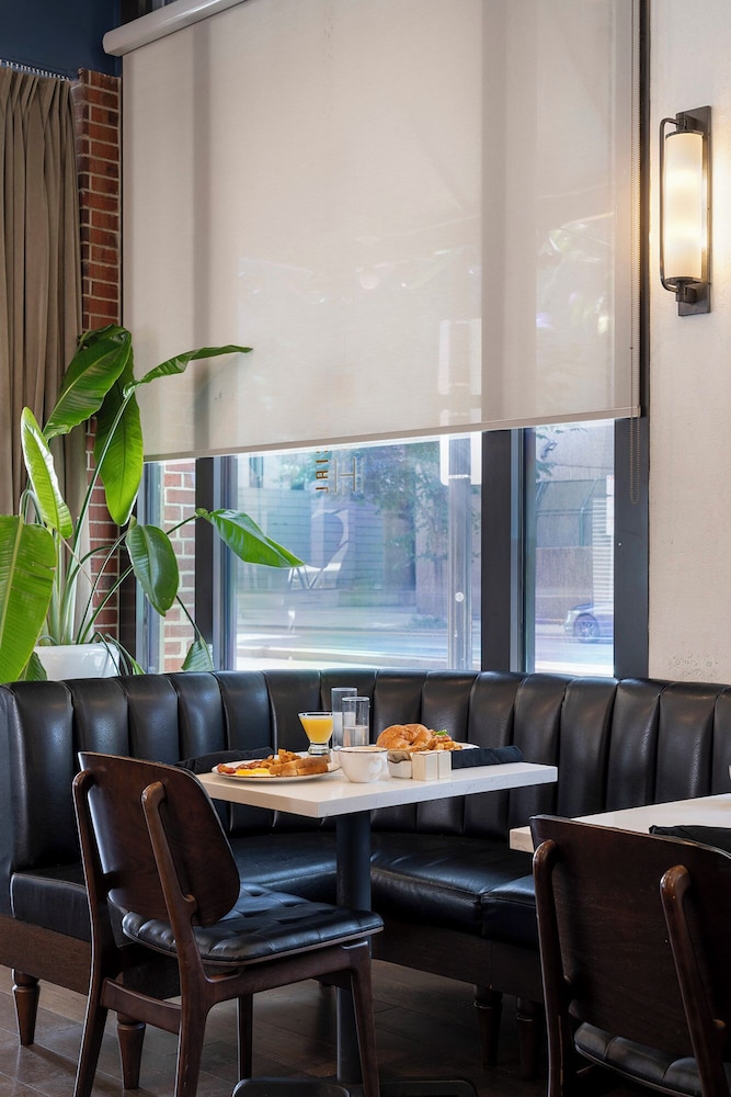Eurostars The Boxer — Restaurant & bars in Boston, Massachusetts