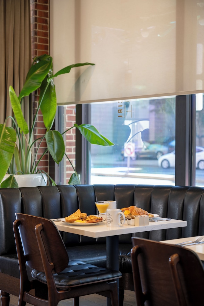 Eurostars The Boxer — Restaurant & bars in Boston, Massachusetts