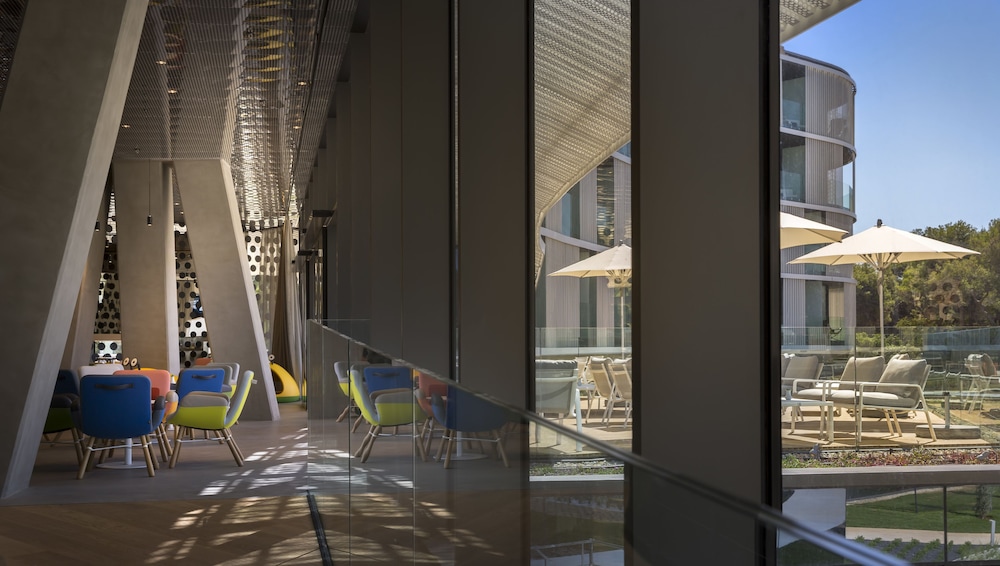 Maistra Select Family Hotel Amarin — Restaurant & bars in Rovinj, Istria