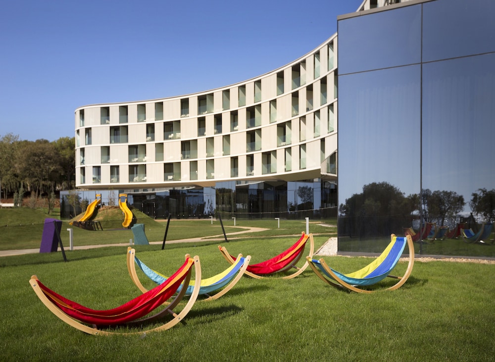 Maistra Select Family Hotel Amarin — Hotel building in Rovinj, Istria