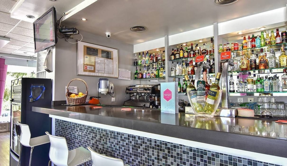 BaySide Salgados — Restaurant & bars in Albufeira, Faro