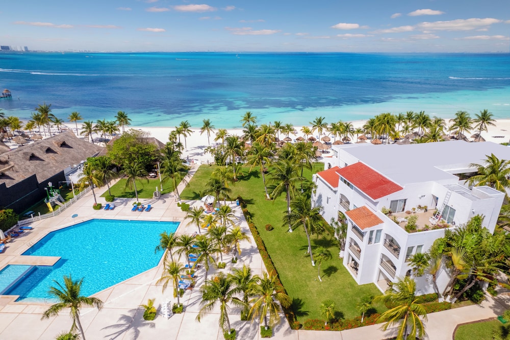 Beachscape Kin ha Villas & Suites — Beach in Cancun, Quintana Roo