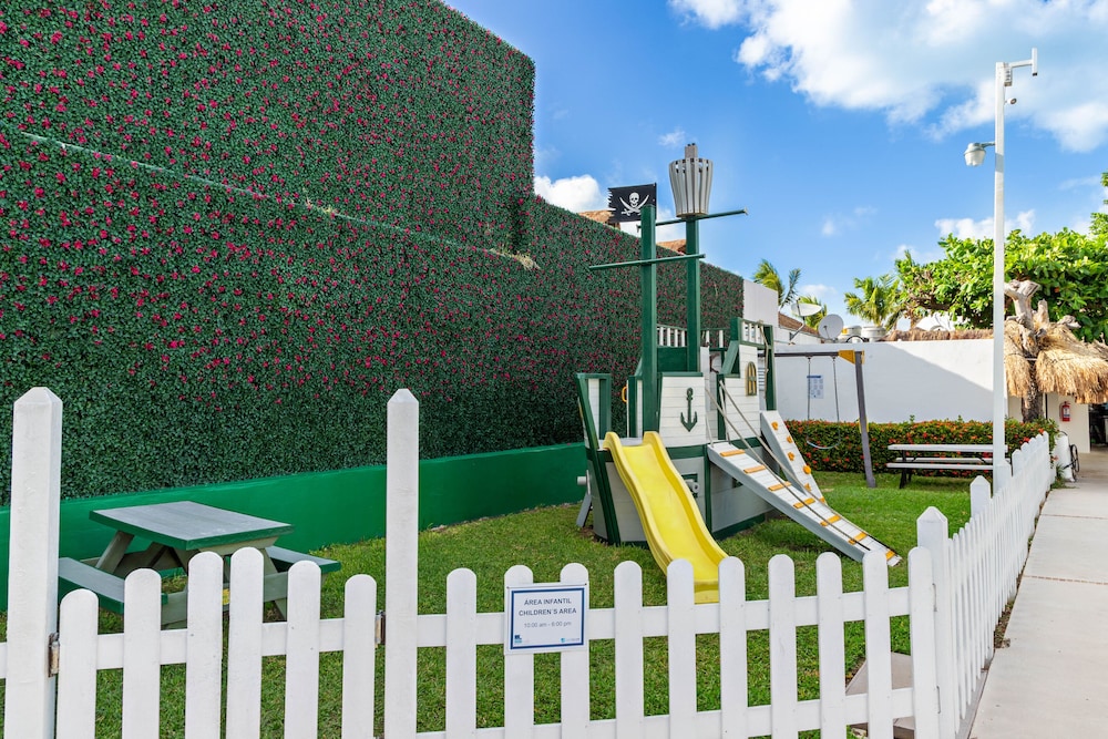 Beachscape Kin ha Villas & Suites — Attractions for children in Cancun, Quintana Roo