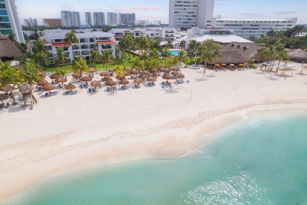Beachscape Kin ha Villas & Suites — Beach in Cancun, Quintana Roo