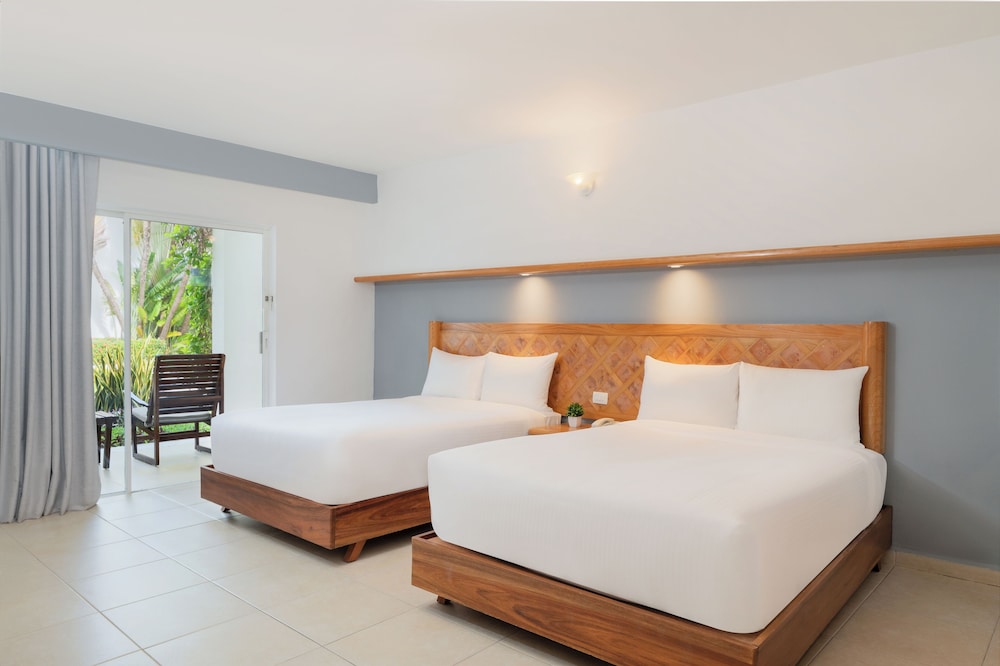 Beachscape Kin ha Villas & Suites — Hotel rooms in Cancun, Quintana Roo