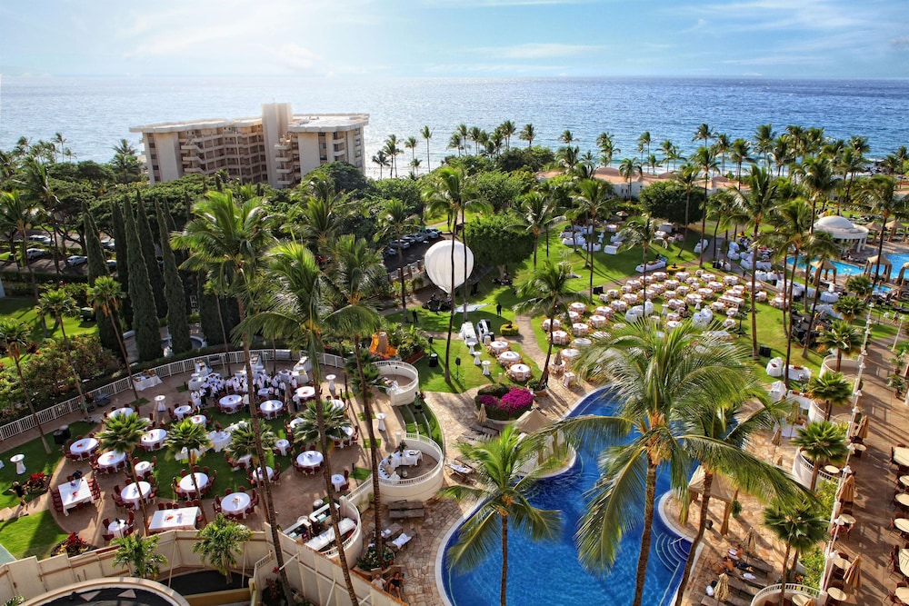 Fairmont Kea Lani Maui — Hotel building in Kula, Hawaii
