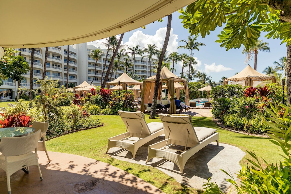 Fairmont Kea Lani Maui — Hotel building in Kula, Hawaii