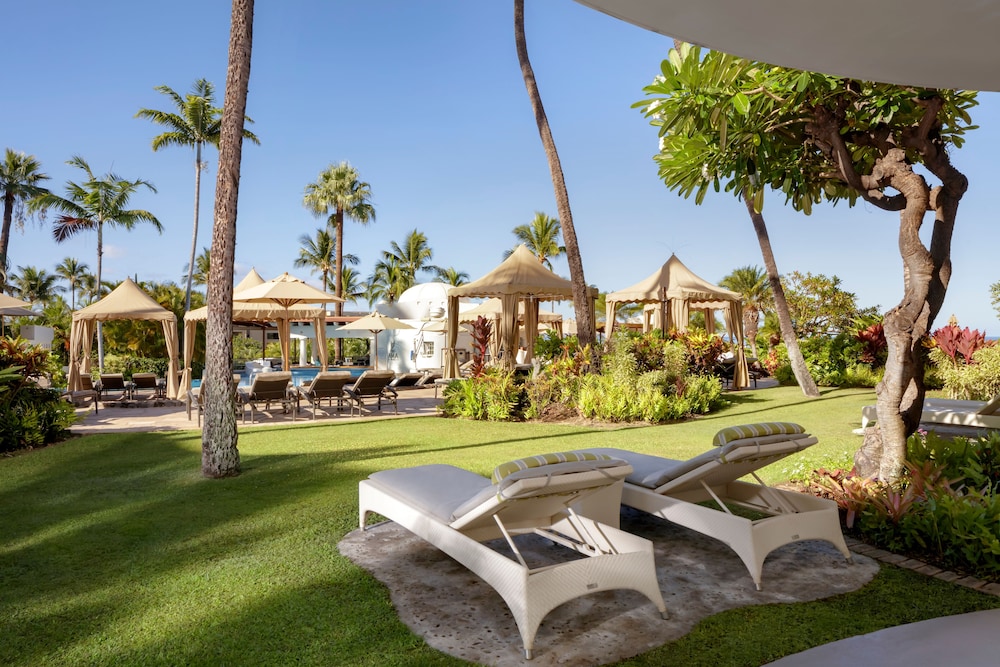 Fairmont Kea Lani Maui — Swimming pool in Kula, Hawaii