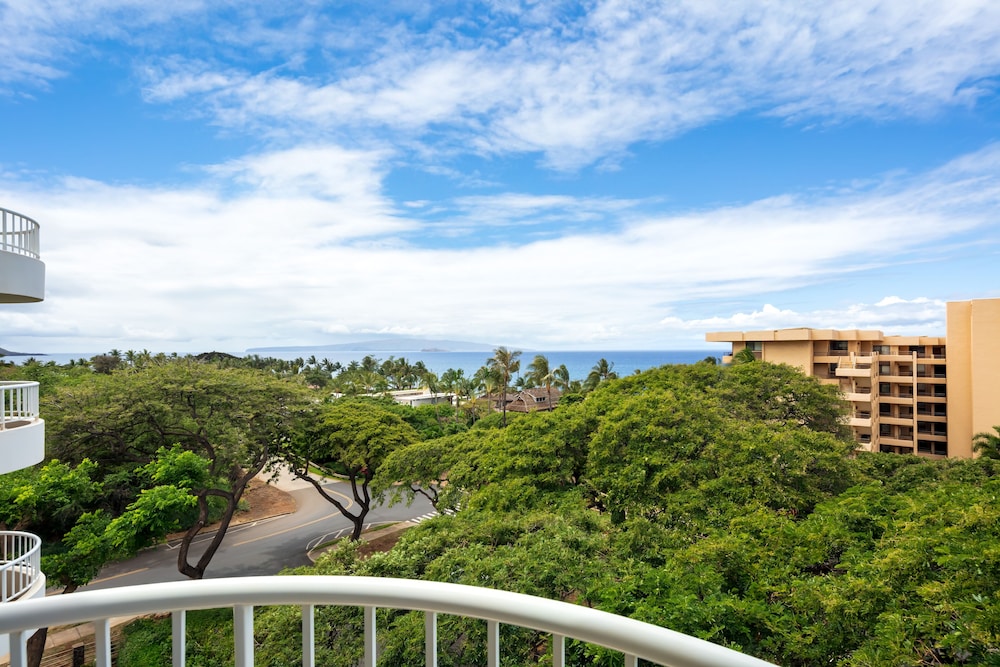 Fairmont Kea Lani Maui — Attractions in the area in Kula, Hawaii