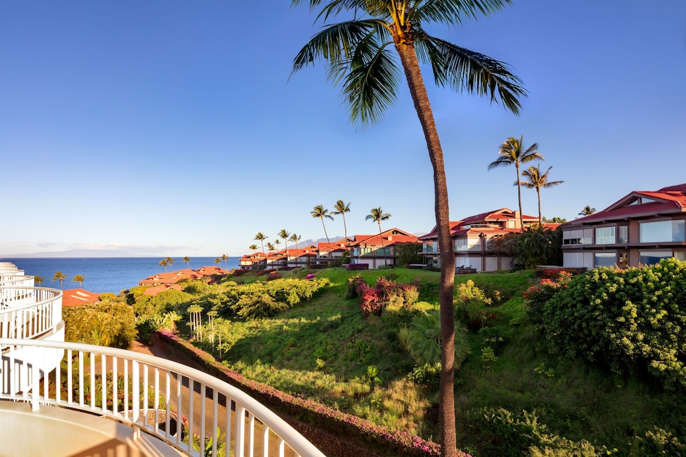 Fairmont Kea Lani Maui — Hotel building in Kula, Hawaii