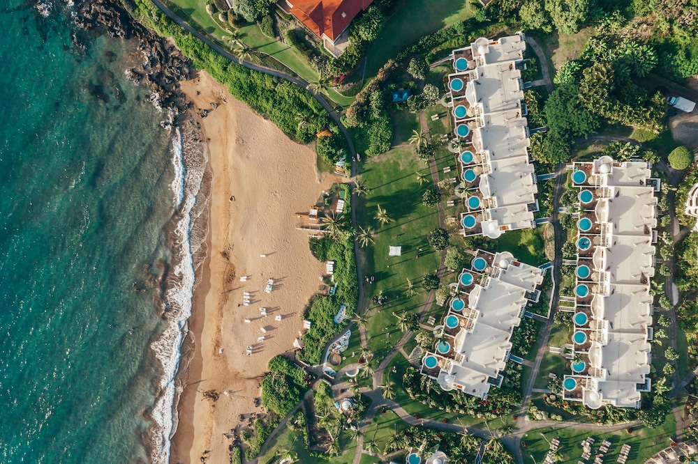 Fairmont Kea Lani Maui — Beach in Kula, Hawaii