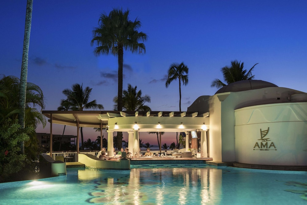 Fairmont Kea Lani Maui — Restaurant & bars in Kula, Hawaii