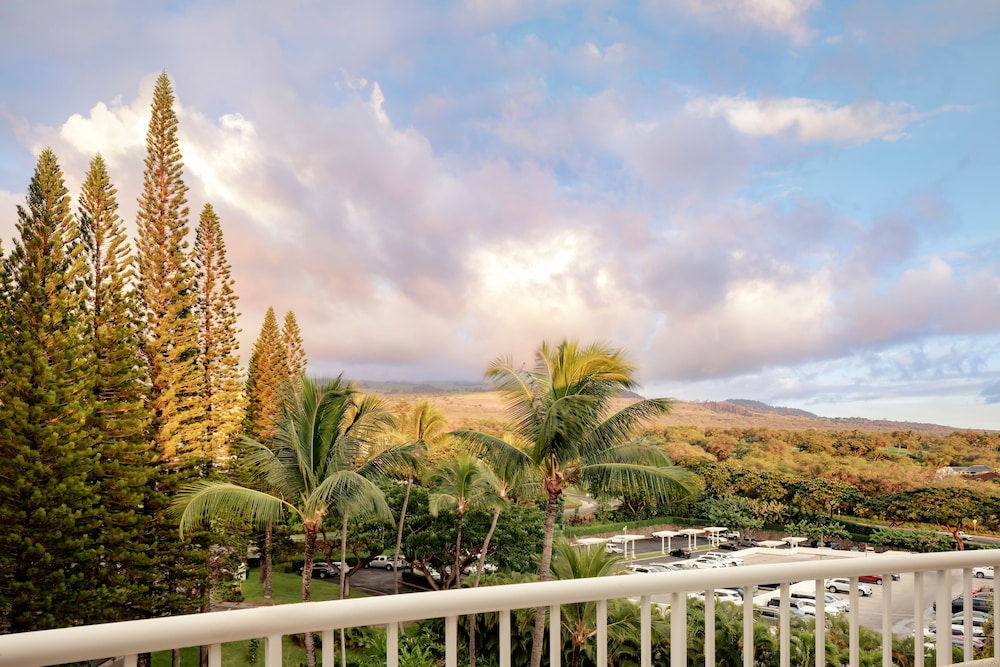 Fairmont Kea Lani Maui — Hotel rooms in Kula, Hawaii
