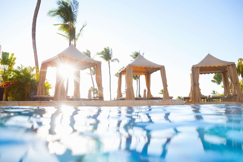 Fairmont Kea Lani Maui — Swimming pool in Kula, Hawaii